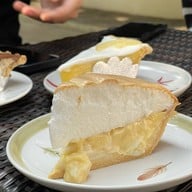 Charin Pie นิมมานเหมินท์ (Nimmanahaeminda)