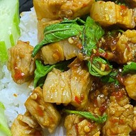 ครัวกระเพรา พริกแกงใต้ คลองสาม