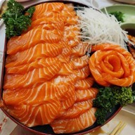 แซลมอน ครูก้อย