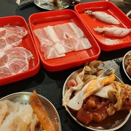 เมนูของร้าน อาจุมม่า Grill กาญจนาภิเษก