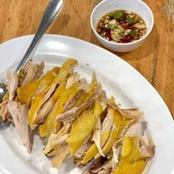 บุญ เรสเตอรองท์ 食得福 สีลม