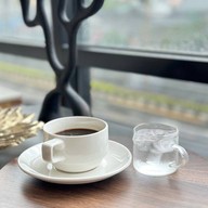 ชั้นลอย cafe -