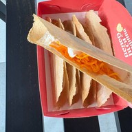 เมนูของร้าน ขนมเบื้องหวานผึ้งน้อย ตลาดสดธนบุรี