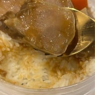 ตั้งใจย่าง ถนนจันทน์