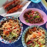 ส้มตำลุงยาป้าตาล