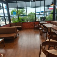 บรรยากาศ Café Amazon - DD580 สน.บจก.เอ็นทีเค ปิโตรเลียม