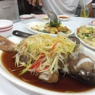 ภัตตาคาร ตั้งใจอยู่ เยาวราช