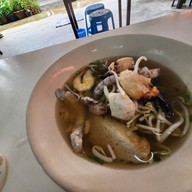 ก๋วยเตี๋ยวปู