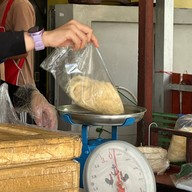เมนูของร้าน โรตีสายไหม ตาเหลือ