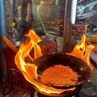 เมนูของร้าน หูฉลามน้ำแดงบรั่นดี น้องนิว เยาวราช
