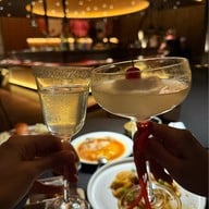 KINKI Japanese Progressive Dining & Bar ทองหล่อ