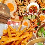Tast-D กระเพรา ยำ&น้ำปั่น เทสดีข้าวกระเพรา ยำ&น้ำปั่น