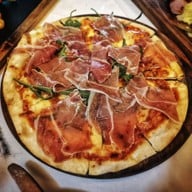 เมนูของร้าน Midwinter Green