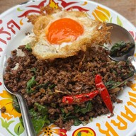 เผ็ดมาร์ค สาขาเอกมัย