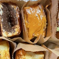 ปังปิ้งไส้ทะลัก by หอมเอยหอมใจ (เจ้าเก่าครัวหอมใจ)