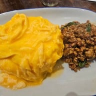 Pyper's Pasta นางลิ้นจี่