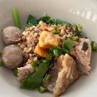 ก๋วยเตี๋ยวเรือน้าชู ตลาดหลังกระทรวงการคลัง