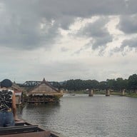 คีรีธารา