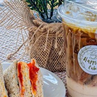 Happiness cafe กาแฟ ชา ผลไม้ปั่ม ขนมปังปิ้ง ซอยรัชดา 66