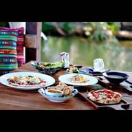 ในสวน In The Garden