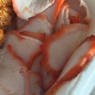 นายจิว หมูแดง หมูกรอบ หน้าโรงแรมมารวย