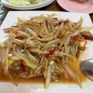 ครัวทอง ตำส้มหอยคุณยาย