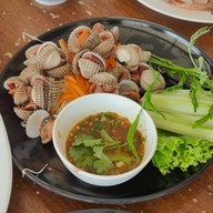 เมนูของร้าน บ้านริมน้ำ ดิ คาเฟ่ นครนายก