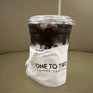 เมนูของร้าน One To Two Coffee อารีย์