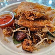 เฮงหอยทอดชาวเล ตลาดต้นสัก