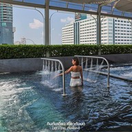 The Rabbit Moon Aquatherapy the salil riverside bangkok