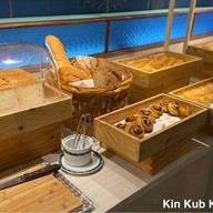 เมนูของร้าน โรงแรมเฟลิกซ์ริเวอร์แควรีสอร์ท