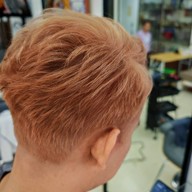 Benz Hair Studio นครศรีธรรมราช