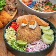9 SALADs (นายน์สลัด) รามอินทรา กม7