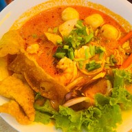 ก๋วยเตี๋ยวหลุดโลก Crazy Noodle เจ็ดยอด