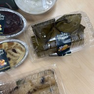 เมนูของร้าน ขนมไทยไกลบ้าน DC x Krispy Curry Puff - คาเฟ่ขนมไทย กะหรี่ปั๊บ เค้ก เครื่องดื่ม ศรีนครินทร์