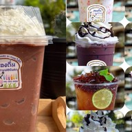 ครัวหลังบ้าน ร้านลองดื่ม หมู่บ้านเทรนดี้ ธารา ซอย14