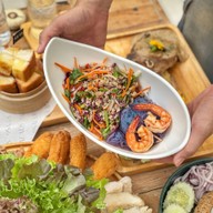 9 SALADs (นายน์สลัด) รามอินทรา กม7