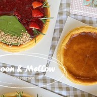 Moon & Mellow อัสสัมชัญ ศรีราชา