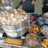 หน้าร้าน ลี้กวงเฮง ก๋วยเตี๋ยวแคะ พระประแดง