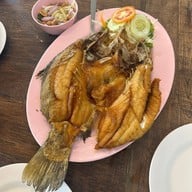 เมนูของร้าน บ้านไม้ริมน้ำ