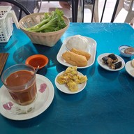 ร้านดาวไทย