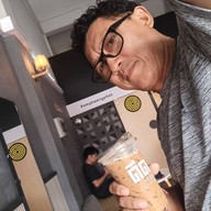 ดีด หน้าเมรุ coffee หน้าเมรุวัดคูยาง