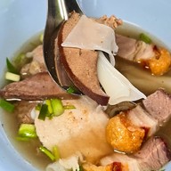 ก๋วยจั๊บน้ำใสบางบ่อ สาขา9 สมุทรปราการ