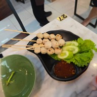 เมนูของร้าน ก๋วยเตี๋ยวเรือพระนคร แพลทินัม