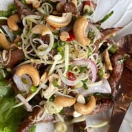 บังบีฟ เมี่ยงปลาเผา อาหารไทย-อีสาน ฮาลาล ชาบู ท่าอิฐ