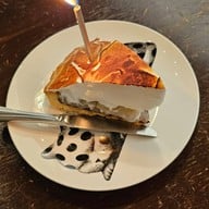 เมนูของร้าน A Pink Rabbit + Bob Central Chidlom