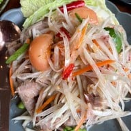 บังบีฟ เมี่ยงปลาเผา อาหารไทย-อีสาน ฮาลาล ชาบู ท่าอิฐ