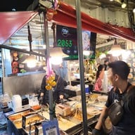 บรรยากาศ Olio Pasta & Bakery อินดี้ปิ่นเกล้า ซอย 7 ตลาดอินดี้ปิ่นเกล้า ซอย7 (ด้านหลัง)