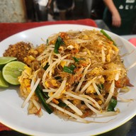 แม่ 2 ต้น