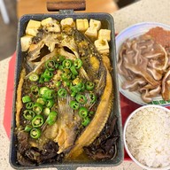 เมนูของร้าน Grilled Fish Restaurant  Venetian Food